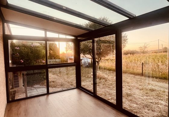 Installation d'une véranda en aluminium — Lagarde
